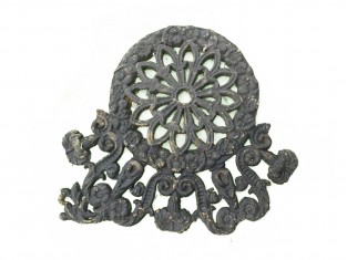 Antiek ijzerwerk sieraad