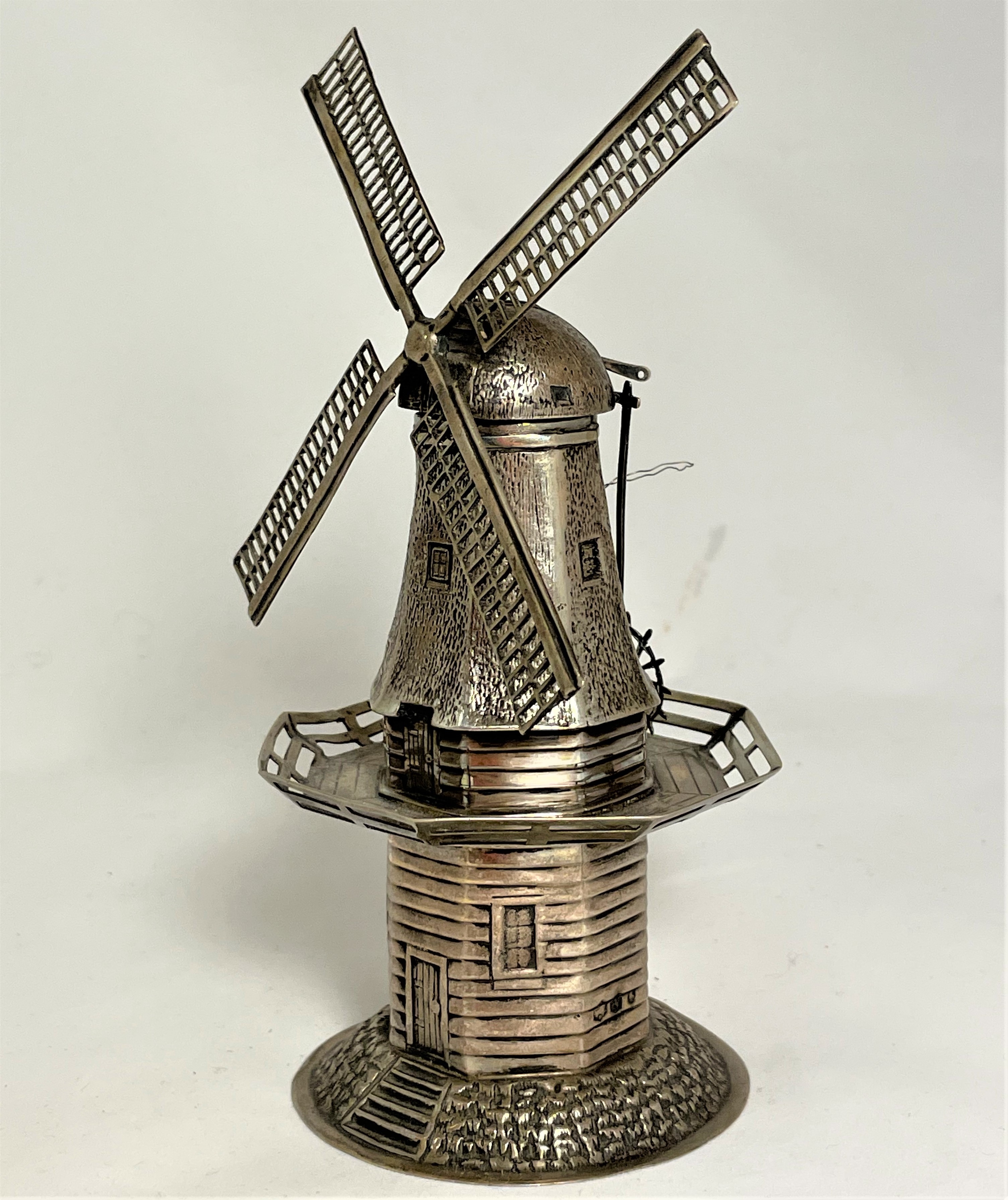 combineren Het formulier journalist Antique silver windmill miniature. Antieke zilveren miniatuur molen. -  Antique & Curiosa - Sale