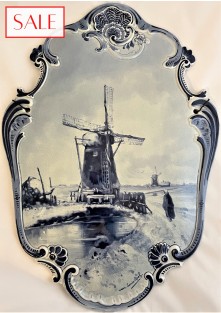 Antique plaque Windmill in winter landscape, Royal Delft. Antieke plaquette Molen in winterlandschap, De Porceleyne Fles.