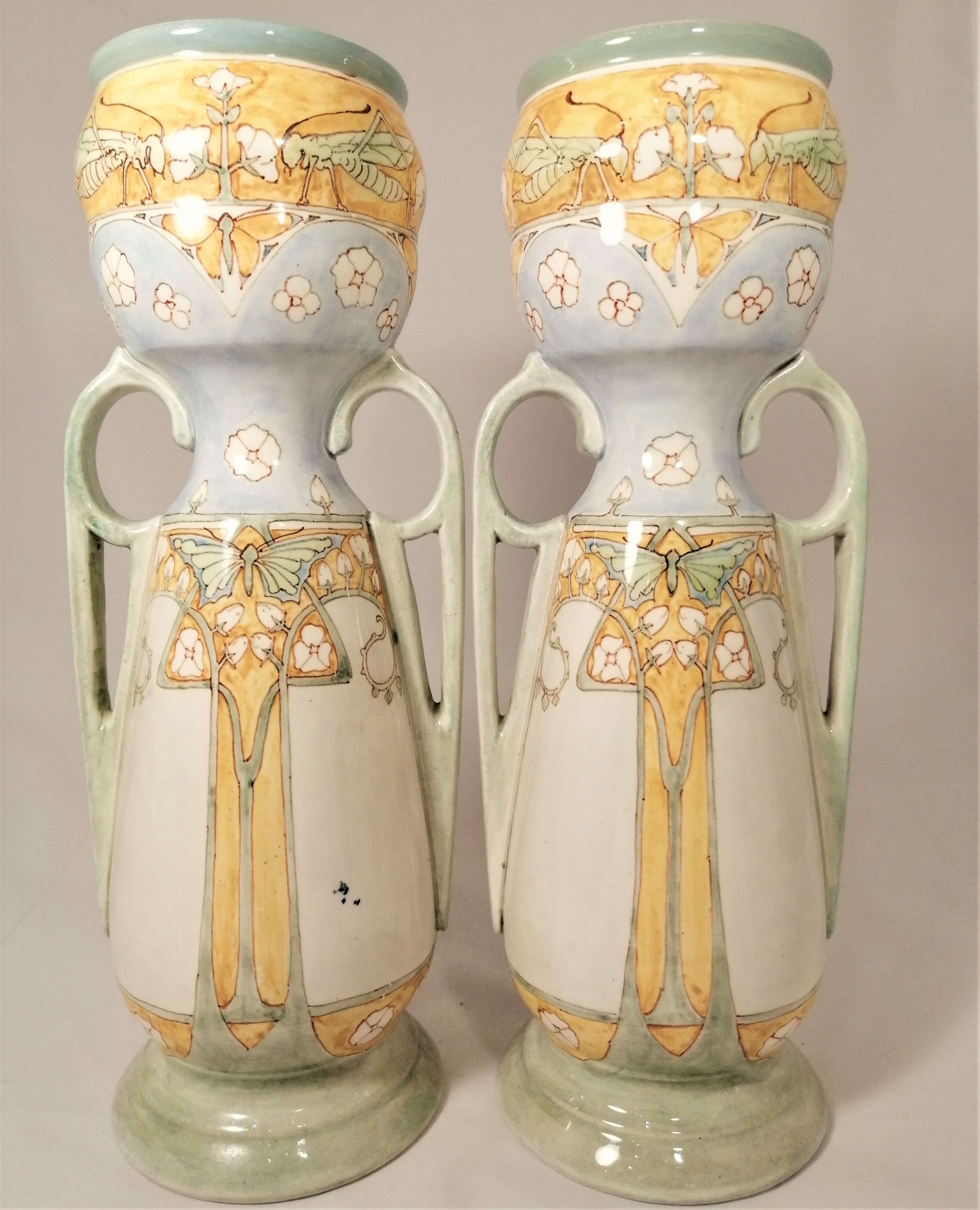 Met pensioen gaan maak het plat Pardon Set of two large vases, Holland Utrecht. Set van twee grote vazen, Holland  Utrecht. - Online shop