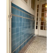 Blauwe hal tegels ca. 1900/ Blue wall tiling ca. 1900-20