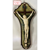 Antique ivory crucifix, 17th century. Antieke ivoren crucifix, 17de eeuw.-20